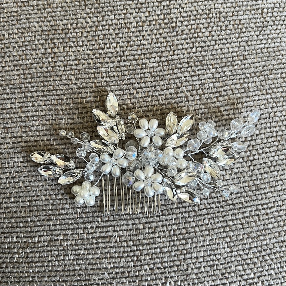 Wedding Birde hair clip